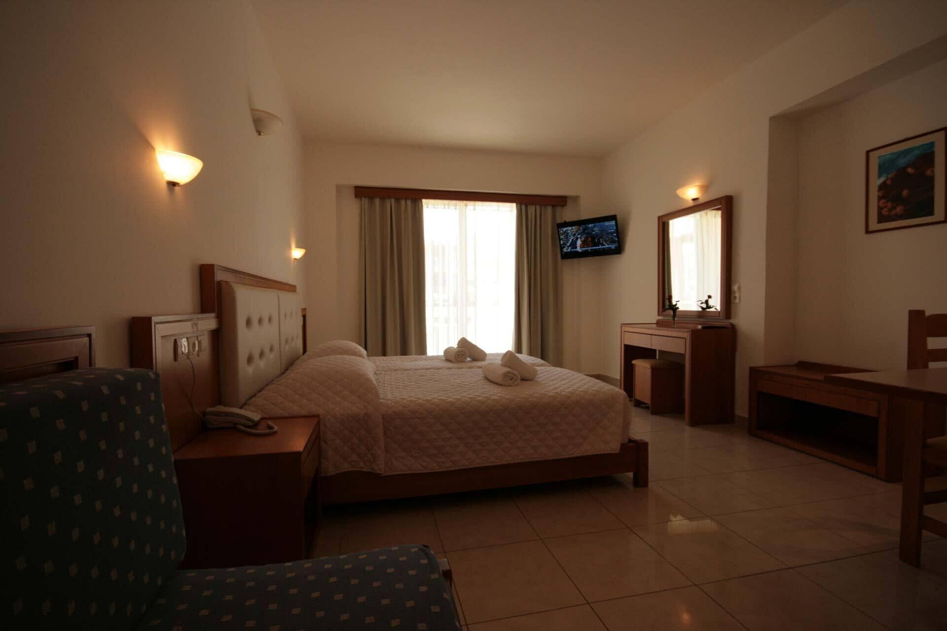 Castro Beach Hotel Maleme Buitenkant foto