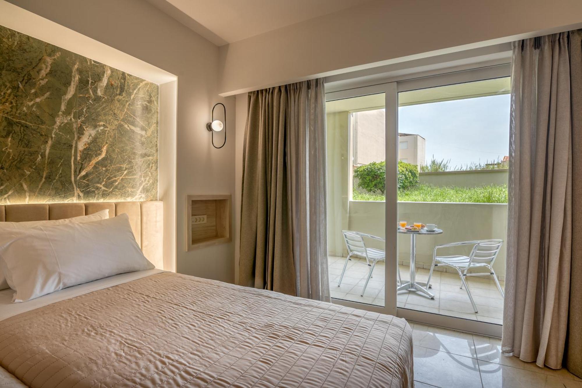 Castro Beach Hotel Maleme Buitenkant foto