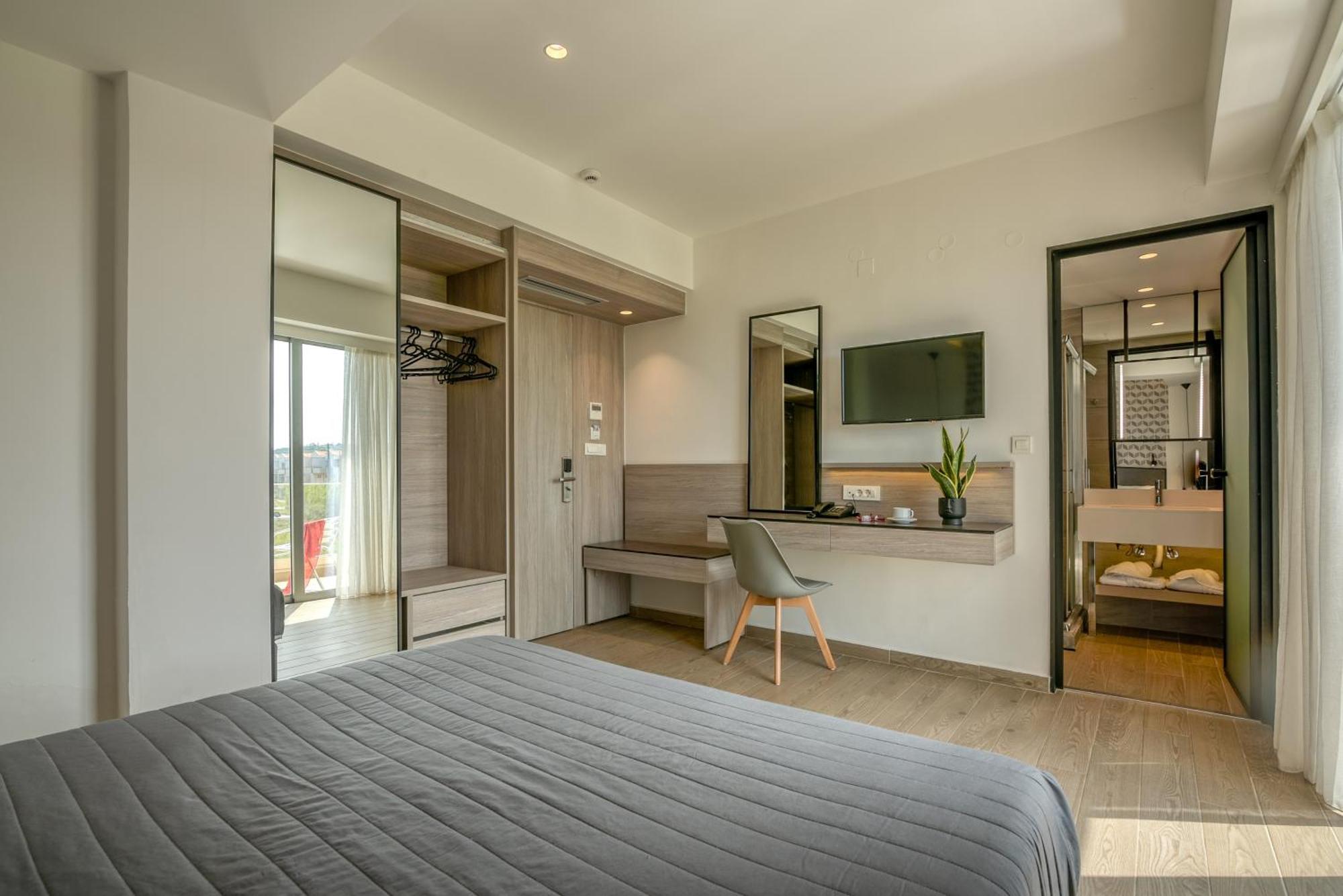 Castro Beach Hotel Maleme Buitenkant foto